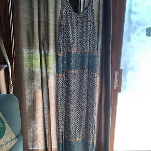 Brand new never warn Knox Rose maxi